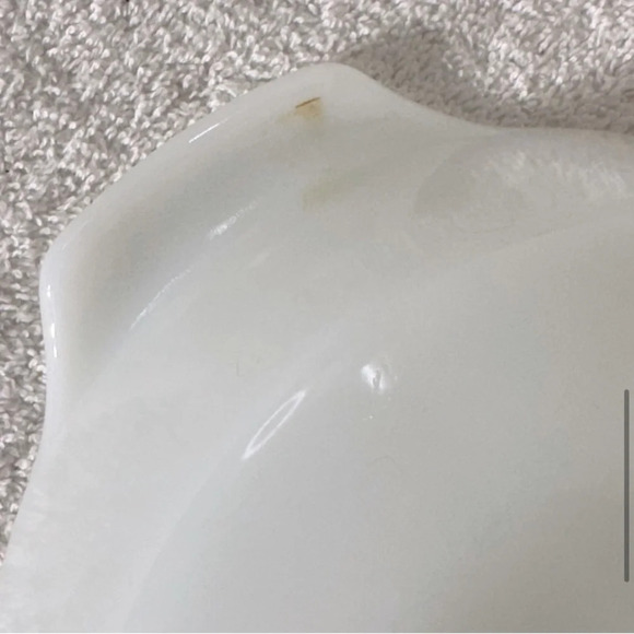 Vintage Milk Glass Green Daisy Flower Round Casserole Dish W Lid - Picture 8 of 14